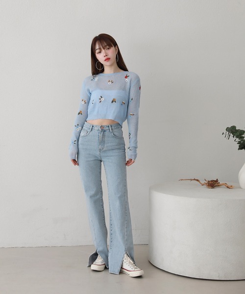 by muni:r(バイ ムニール)の「スリットロングデニム(デニムパンツ・レディース・ブルー/ライトブルー・SMALL/MEDIUM)」の8枚目の写真