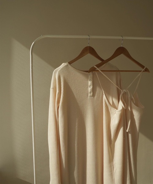 Amiur(エミレ)の「waffle camisole ops(ワンピース・レディース・クリーム・FREE)」の20枚目の写真