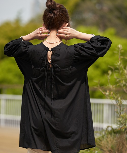 DISCOAT（ディスコート）の「【WEB限定】ピンタック肩切り替え