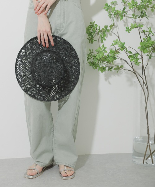 SENSE OF PLACE by URBAN RESEARCH(センスオブプレイスバイアーバンリサーチ)の「スカシアミハット(ハット・レディース・ブラウン/アイボリー/ブラック・ONE)」の3枚目の写真