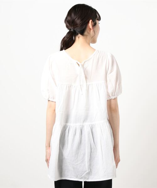 ehka sopo（エヘカソポ）の「前後着ティアードブラウス（シャツ/ブラウス・レディース・グリーン/オフホワイト/ダークブラウン・ﾌﾘ-）」の4枚目の写真