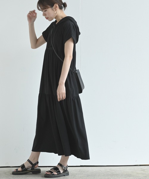 rps（アールピーエス）の「ティアードパーカーワンピース（ワンピース・レディース・ブラック/ベージュ/ブラウン・M）」の6枚目の写真