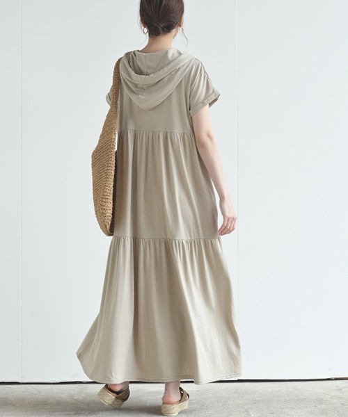 rps（アールピーエス）の「ティアードパーカーワンピース（ワンピース・レディース・ブラック/ベージュ/ブラウン・M）」の14枚目の写真