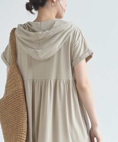 rps（アールピーエス）の「ティアードパーカーワンピース（ワンピース・レディース・ブラック/ベージュ/ブラウン・M）」の18枚目の写真