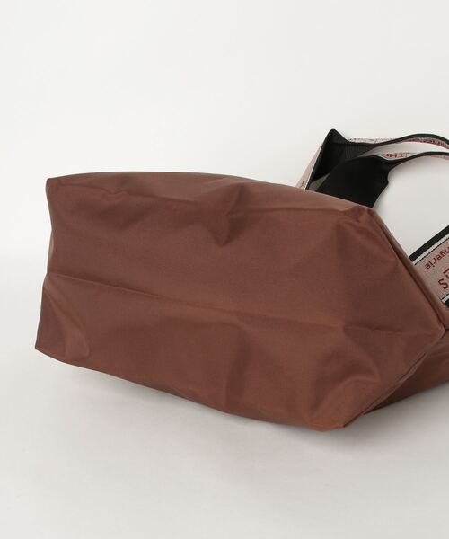THEATRE PRODUCTS(シアタープロダクツ)の「NYLON TOTE “MISSISSIPPI” -M-(トートバッグ・レディース・ベージュ/グレー/ブラウン・FREE)」の5枚目の写真