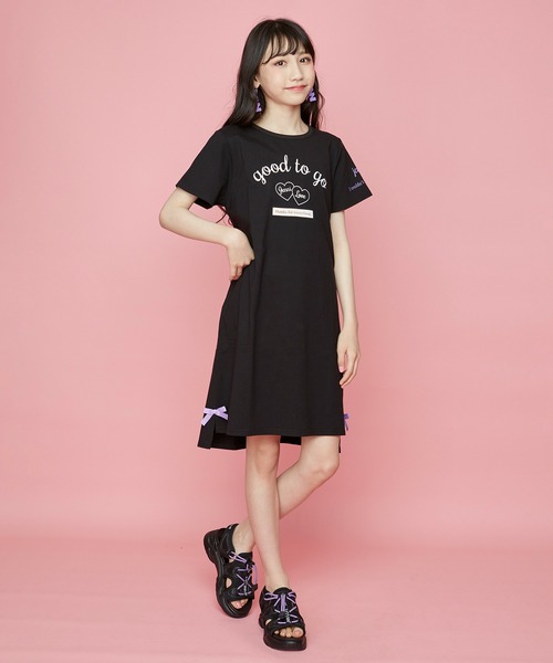 JENNI love（ジェニィラブ）の「接触冷感リボン付きスリットワンピース（ワンピース・キッズ・ブラック/カーキ/パープル・150cm/160cm/140cm/130cm）」の4枚目の写真