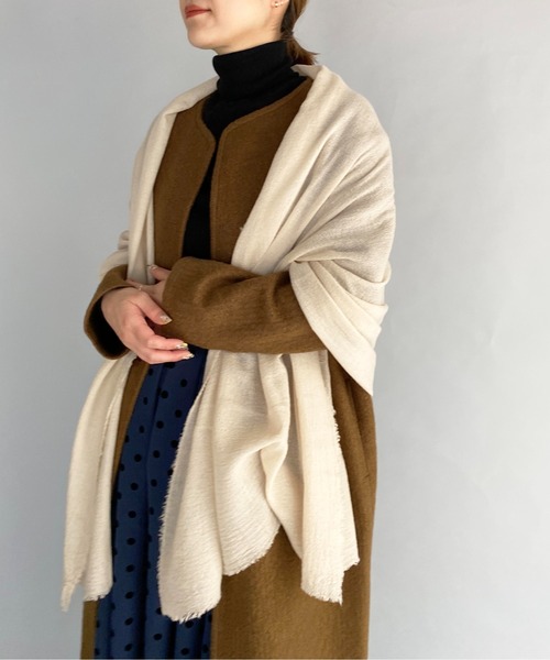 PICCIN（ピッチン）の「ウール混軽ふわストール（ストール/ショール・レディース・ベージュ/イエロー/ブルー・FREE）」の8枚目の写真