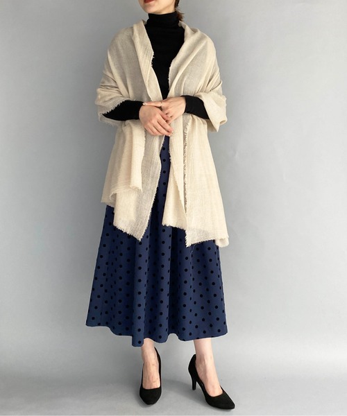 PICCIN（ピッチン）の「ウール混軽ふわストール（ストール/ショール・レディース・ベージュ/イエロー/ブルー・FREE）」の11枚目の写真