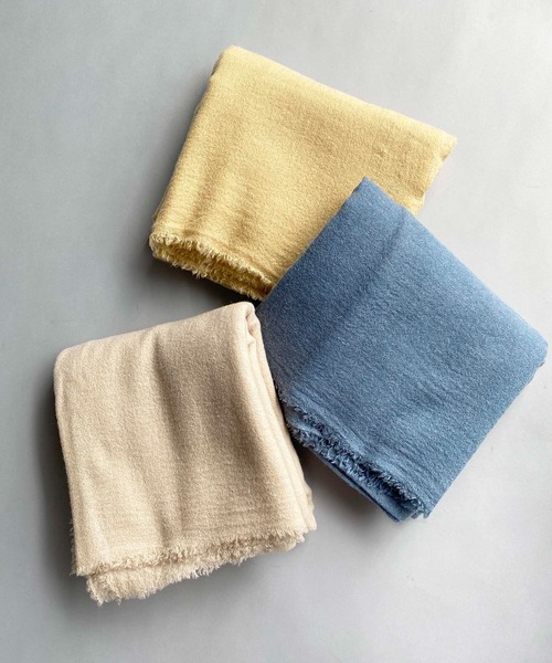 PICCIN（ピッチン）の「ウール混軽ふわストール（ストール/ショール・レディース・ベージュ/イエロー/ブルー・FREE）」の19枚目の写真