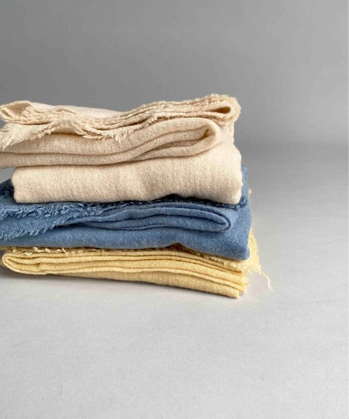 PICCIN（ピッチン）の「ウール混軽ふわストール（ストール/ショール・レディース・ベージュ/イエロー/ブルー・FREE）」の20枚目の写真