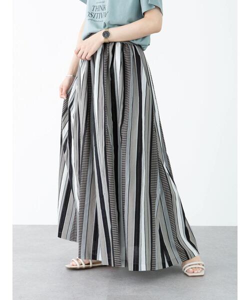 ELENCARE DUE(エレンカーレデュエ)の「・ELENCARE DUEマルチストライプスカート*(スカート・レディース・チャコールグレー/ネイビー/パープル・FREE)」の2枚目の写真