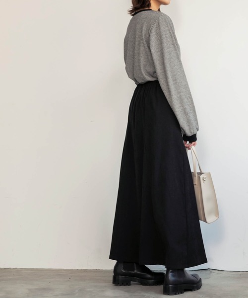 BONLECILL(ボンルシール)の「スウェードライク マーメイド フレアスカート(スカート・レディース・ライトベージュ/ブラウン/ブラック/グリーン/テラコッタ・FREE)」の21枚目の写真