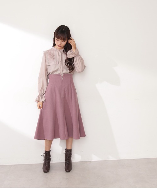 JILL by JILL STUART（ジルバイジルスチュアート）の「◇ビックカラーブラウス（シャツ/ブラウス・レディース・ベージュ/ホワイト・FREE）」の5枚目の写真