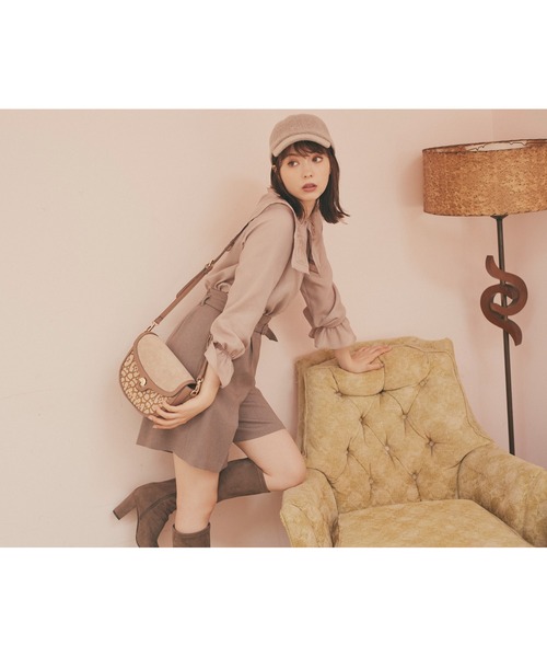 JILL by JILL STUART（ジルバイジルスチュアート）の「◇ビックカラーブラウス（シャツ/ブラウス・レディース・ベージュ/ホワイト・FREE）」の15枚目の写真