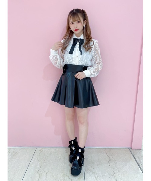 Ank Rouge(アンクルージュ)の「リボンブローチ付レースブラウス(シャツ/ブラウス・レディース・ピンク/オフホワイト/ブラック・M)」の8枚目の写真