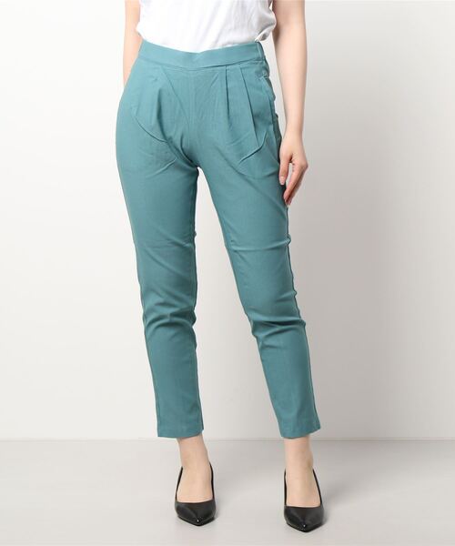 Q（キュー）の「抗菌防臭ストレッチテーパードパンツ（その他パンツ・レディース・ブラック/エメラルド・MEDIUM）」の9枚目の写真