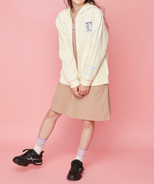 JENNI love(ジェニィラブ)の「デオドラントZIP裏毛パーカー(パーカー・キッズ・オフホワイト/ブラウン/カーキ・140cm/160cm/130cm/150cm)」の19枚目の写真