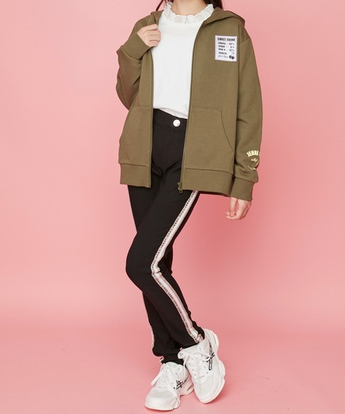 JENNI love(ジェニィラブ)の「デオドラントZIP裏毛パーカー(パーカー・キッズ・オフホワイト/ブラウン/カーキ・140cm/160cm/130cm/150cm)」の21枚目の写真
