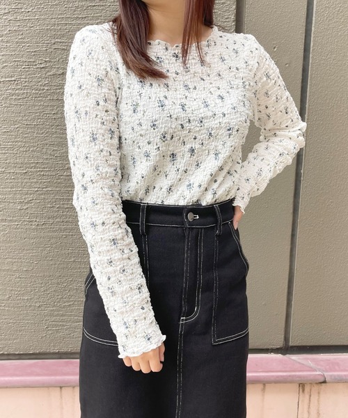 apres jour(アプレジュール)の「シャーリング花柄ロングスリーブ【ZOZOTOWN限定アイテム】(Tシャツ/カットソー・レディース・オフホワイト/アイボリー/ホワイト系その他/その他・フリー/X-LARGE)」の7枚目の写真