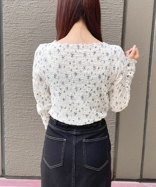 apres jour(アプレジュール)の「シャーリング花柄ロングスリーブ【ZOZOTOWN限定アイテム】(Tシャツ/カットソー・レディース・オフホワイト/アイボリー/ホワイト系その他/その他・フリー/X-LARGE)」の10枚目の写真