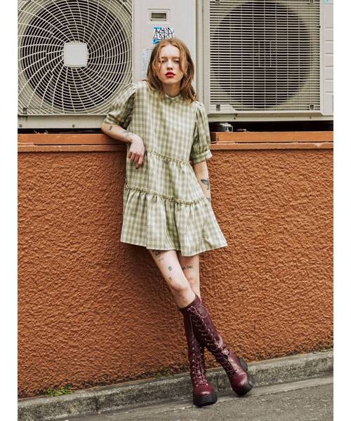 jouetie（ジュエティ）の「レースアップスニーカーソールロングブーツ（ブーツ・レディース・ブラック・M/L）」の2枚目の写真