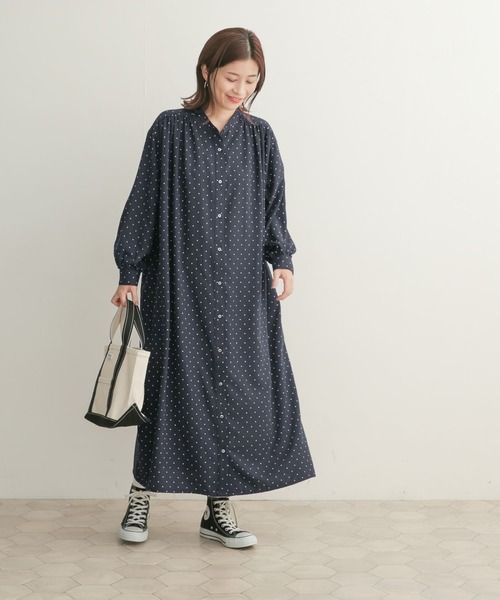 URBAN RESEARCH DOORS（アーバンリサーチドアーズ）の「ドットギャザーワンピース（ワンピース・レディース・ネイビー/ブラック・ONE）」の14枚目の写真
