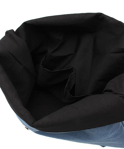 WEGO（ウィゴー）の「WEGO/デニムクラッチバッグ（クラッチバッグ・レディース・ダークインディゴブルー/ライトインディゴブルー・FREE）」の4枚目の写真