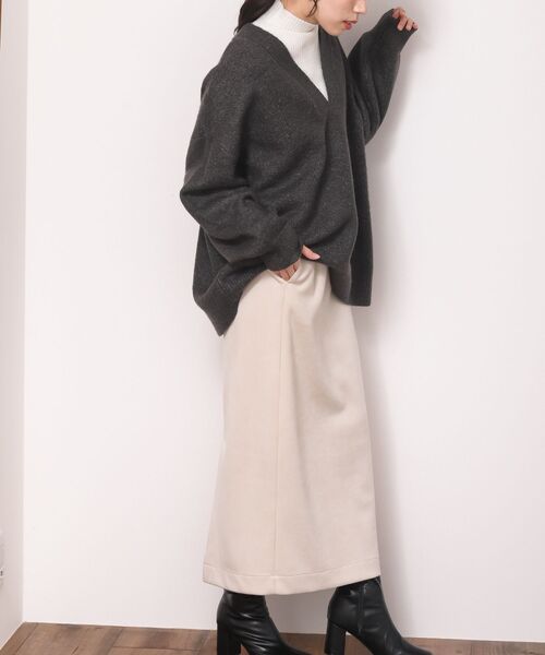 rps（アールピーエス）の「深Ｖネックニットプルオーバー（ニット/セーター・レディース・チャコールグレー/ベージュ/グリーン/オートミール/ミント・フリー）」の9枚目の写真