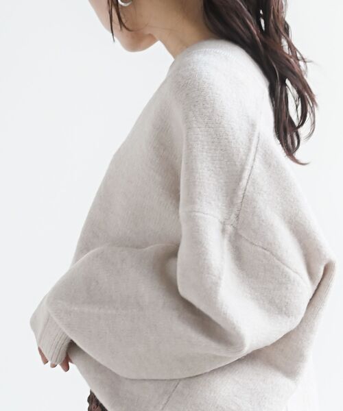 rps（アールピーエス）の「深Ｖネックニットプルオーバー（ニット/セーター・レディース・チャコールグレー/ベージュ/グリーン/オートミール/ミント・フリー）」の21枚目の写真