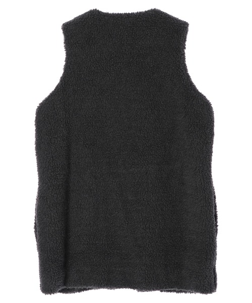 ELENCARE DUE（エレンカーレデュエ）の「・ELENCARE DUE ボアロングベスト＊（ベスト・レディース・ベージュ/チャコールグレー/カーキ・FREE）」の13枚目の写真