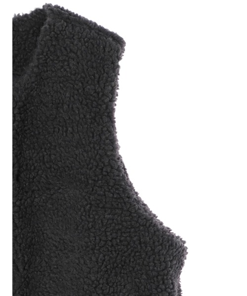 ELENCARE DUE（エレンカーレデュエ）の「・ELENCARE DUE ボアロングベスト＊（ベスト・レディース・ベージュ/チャコールグレー/カーキ・FREE）」の4枚目の写真