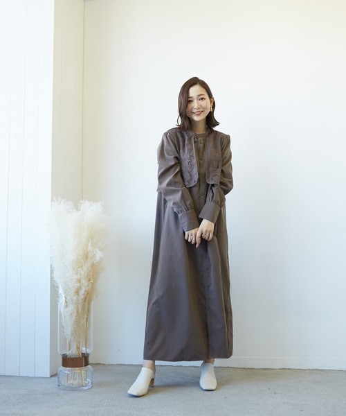 Wefst（ウェスト）の「【Wefst】T/Nピーチレース切り替えワンピース（ワンピース・レディース・ブラック/モカ/グレイッシュベージュ・FREE）」の13枚目の写真