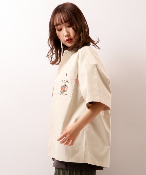 POWER TO THE PEOPLE(パワートゥーザピープル)の「POWER TO THE PEOPLE ワッペンワークシャツ(シャツ/ブラウス・メンズ・サックスブルー/アイボリー/チャコールグレー/ブラウン・L/M)」の7枚目の写真