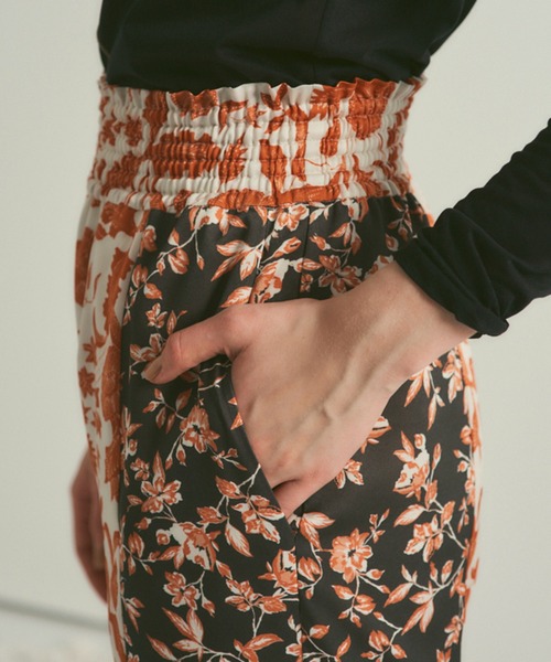 PUBLIC TOKYO(パブリックトウキョウ)の「【セットアップ対応】ヴィンテージフラワーワイドパジャマパンツ /ウォッシャブル(その他パンツ・レディース・オレンジ/ブルー・FREE)」の11枚目の写真