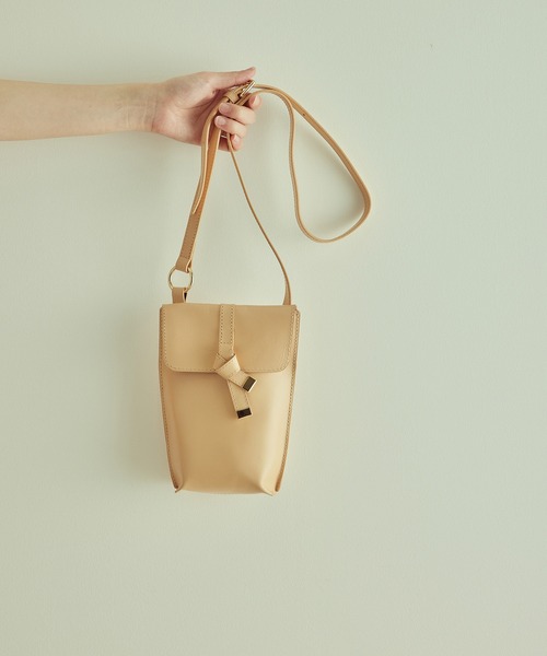 VIS（ビス）の「【アップサイクル】レザーミニミニショルダーバッグ（ショルダーバッグ・レディース・ブラック/ブラウン/グレー系その他/イエロー系その他/イエロー系その他4・FREE）」の4枚目の写真