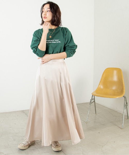 ANGIE(アンジー)の「【UNITED ATHLE】メッセージカラーロゴプリントロンT(Tシャツ/カットソー・レディース・ホワイト×グリーン/ホワイト×ブラック/スミクロ/ホワイト×ブルー/ダークグリーン/ホワイト×レッド・MEDIUM/LARGE)」の12枚目の写真
