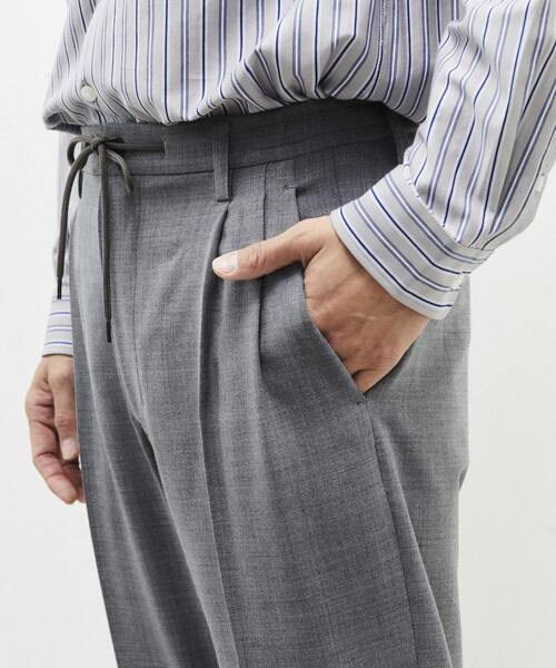 MEN'S MELROSE（メンズメルローズ）の「2wayTWギャバジンツータックパンツ（その他パンツ・メンズ・ブラック/グレー・S/M/L）」の8枚目の写真