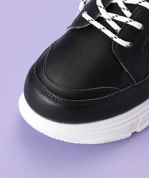 by LOVEiT(バイラビット)の「厚底スニーカー(スニーカー・キッズ・ブラック/オフホワイト・23cm/21cm/24cm/22cm)」の4枚目の写真