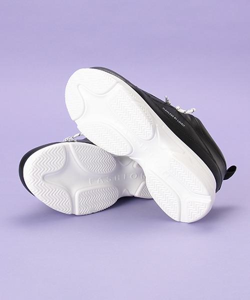 by LOVEiT(バイラビット)の「厚底スニーカー(スニーカー・キッズ・ブラック/オフホワイト・23cm/21cm/24cm/22cm)」の10枚目の写真