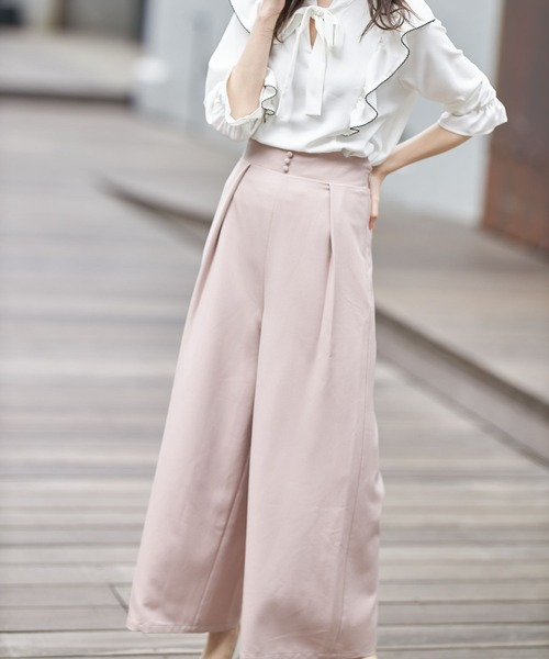 tocco closet(トッコ クローゼット)の「飾り釦付きウエストスカラップカットワイドパンツ(その他パンツ・レディース・ブラック/ピンク系その他/ライトベージュ・M)」の15枚目の写真