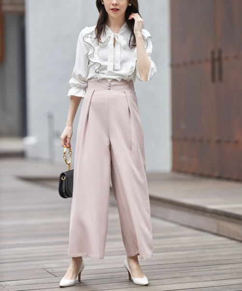 tocco closet(トッコ クローゼット)の「飾り釦付きウエストスカラップカットワイドパンツ(その他パンツ・レディース・ブラック/ピンク系その他/ライトベージュ・M)」の13枚目の写真