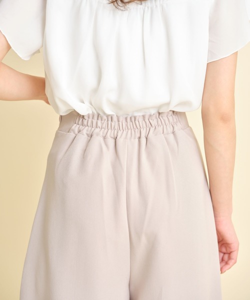 tocco closet(トッコ クローゼット)の「飾り釦付きウエストスカラップカットワイドパンツ(その他パンツ・レディース・ブラック/ピンク系その他/ライトベージュ・M)」の12枚目の写真