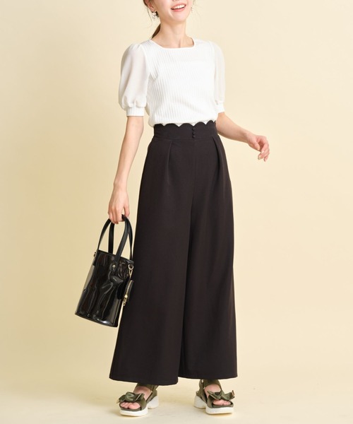 tocco closet(トッコ クローゼット)の「飾り釦付きウエストスカラップカットワイドパンツ(その他パンツ・レディース・ブラック/ピンク系その他/ライトベージュ・M)」の4枚目の写真