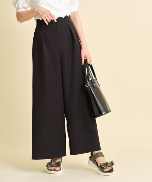 tocco closet(トッコ クローゼット)の「飾り釦付きウエストスカラップカットワイドパンツ(その他パンツ・レディース・ブラック/ピンク系その他/ライトベージュ・M)」の5枚目の写真