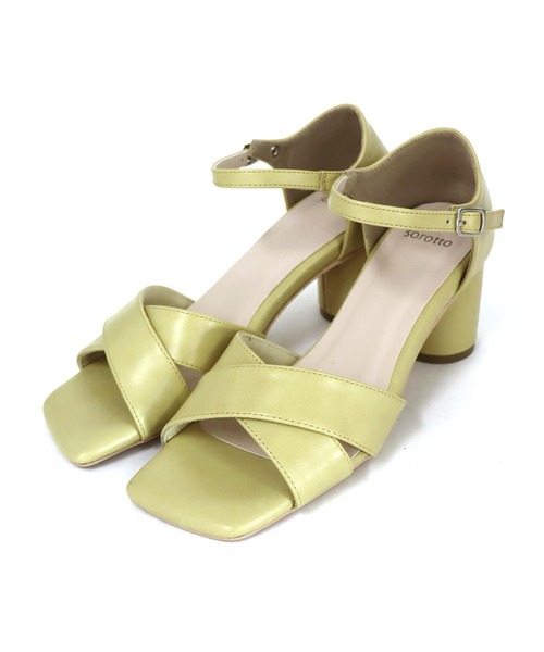 SOROTTO（ソロット）の「ラウンドヒールのクロスストラップスクエアトゥサンダル（サンダル・レディース・ホワイト/ブラック/ブラウン/ピンク/イエロー・22.5cm/23.5cm/24.5cm/23.0cm/24.0cm）」の22枚目の写真