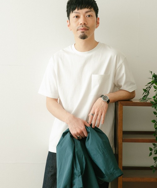 ITEMS URBANRESEARCH（アイテムズ アーバンリサーチ）の「天竺クルーネック ムジポケットTシャツ（Tシャツ/カットソー・メンズ・オフホワイト/ブラック/ブラウン/モカ・MEDIUM/LARGE）」の12枚目の写真