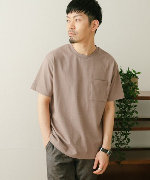 ITEMS URBANRESEARCH（アイテムズ アーバンリサーチ）の「天竺クルーネック ムジポケットTシャツ（Tシャツ/カットソー・メンズ・オフホワイト/ブラック/ブラウン/モカ・MEDIUM/LARGE）」の15枚目の写真