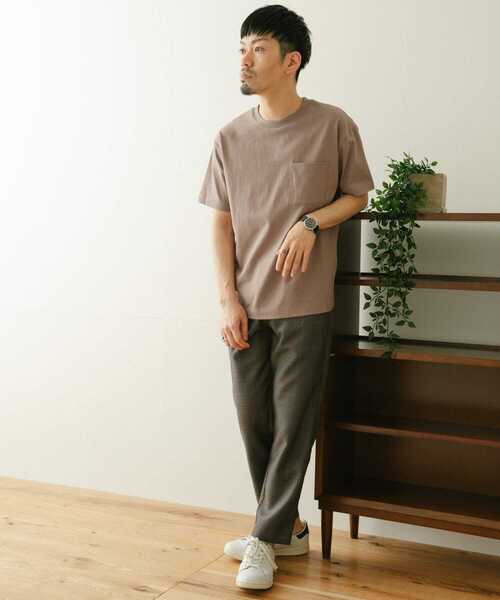 ITEMS URBANRESEARCH（アイテムズ アーバンリサーチ）の「天竺クルーネック ムジポケットTシャツ（Tシャツ/カットソー・メンズ・オフホワイト/ブラック/ブラウン/モカ・MEDIUM/LARGE）」の17枚目の写真