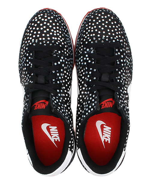 NIKE（ナイキ）の「ウィメンズ ナイキ ジニコ バレンタイン
