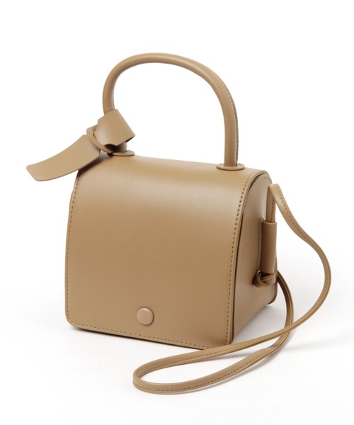 mysty woman（ミスティウーマン）の「フラップワンハンドルバッグ 285689（ショルダーバッグ・レディース・ブラック/ベージュ・FREE）」の2枚目の写真